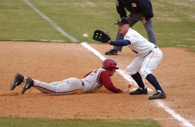  Baseball  getarchive.net, Public Domain Mark 1.0 Universal - PDM 1.0 - Deed 