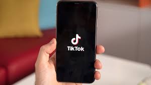  Tik Tok  venicemusic.co, CC by NC 4.0